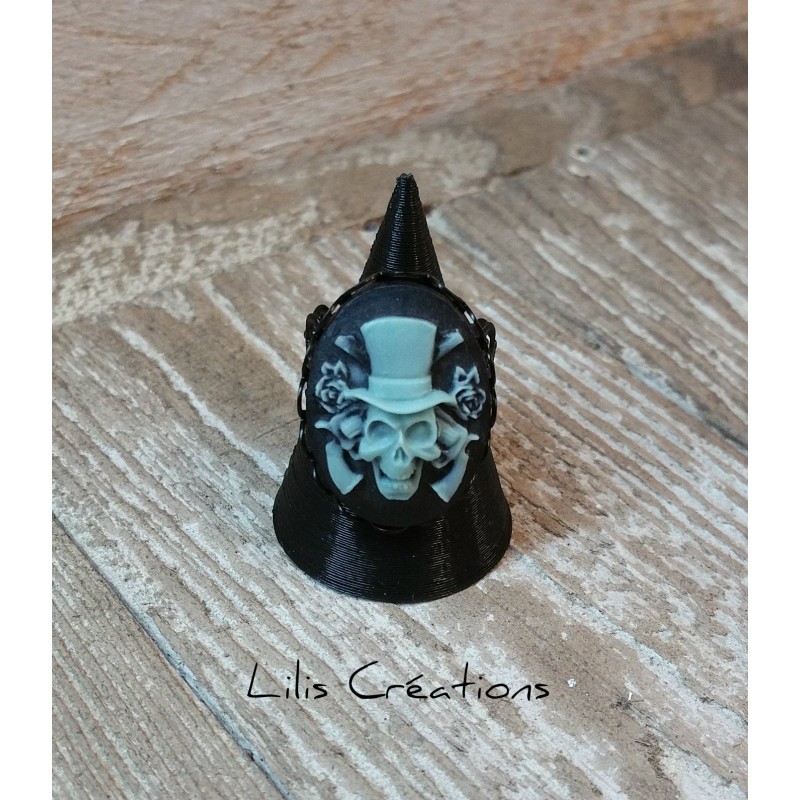 Bague "Tête de mort" bleu et noir