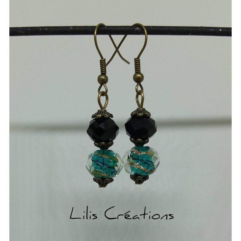 copy of Boucles d'oreilles avec perles tubes en verre artisanale / bleu turquoise et argenté