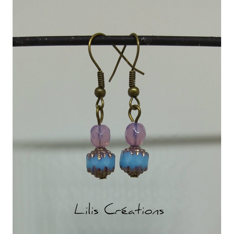 VINTAGE - Boucles d'oreilles en verre de bohème bleu, rose et bronze