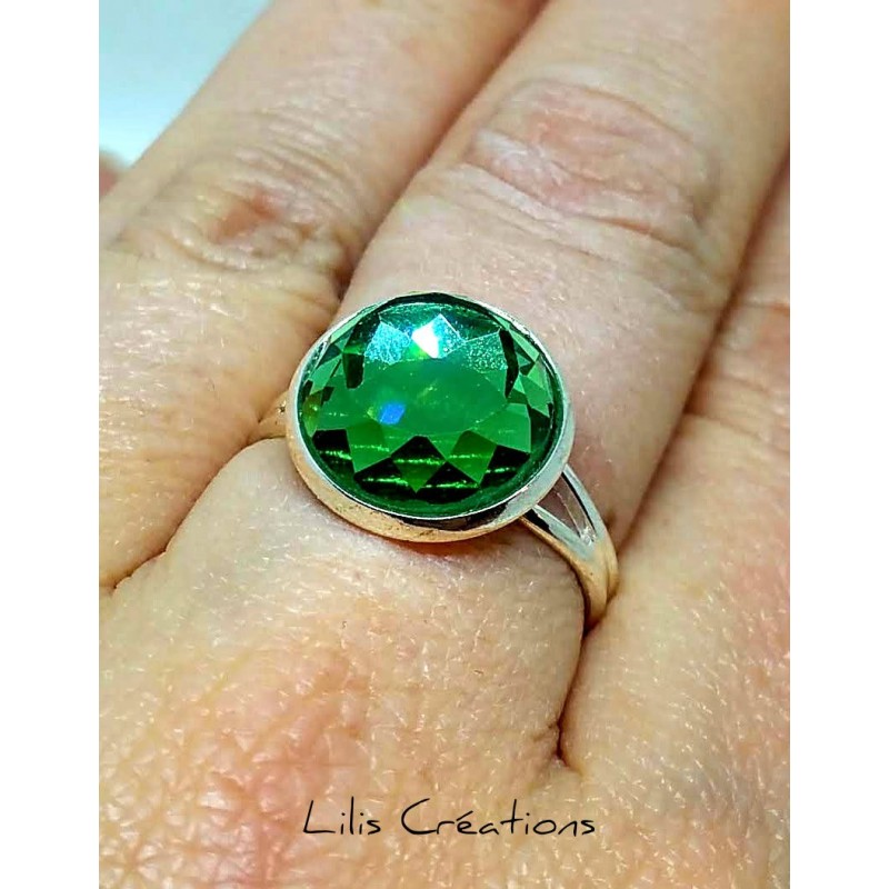 Bague "Cristal vert" argenté