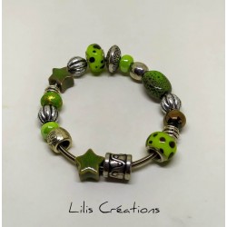 Bracelet en perles vert et...