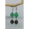 Boucles d'oreilles avec perles de verre Lampwork artisanales et feuille en métal / vert et argenté
