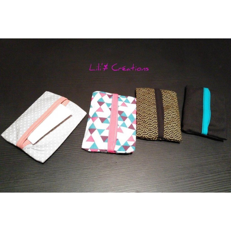 SUR COMMANDE / Etui à mouchoirs personnalisable