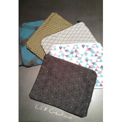 SUR COMMANDE / Pochette zippée en tissus doublée